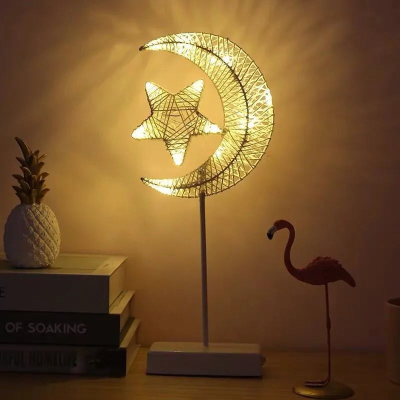 Battery Powered Star Moon Shaped Lamp, Bright LED Light Wrapped Iron Frame Christmas Family Bedroom Romantic Bedside Table Light
