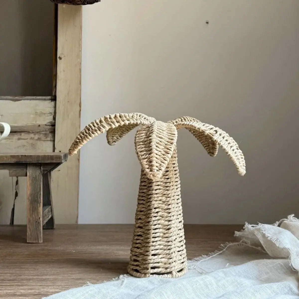 2026 Creative New Handmade Weaving Tree Home Decoration Ornaments Grass Weaving Tree-Shaped Landscape Photography Props LI757